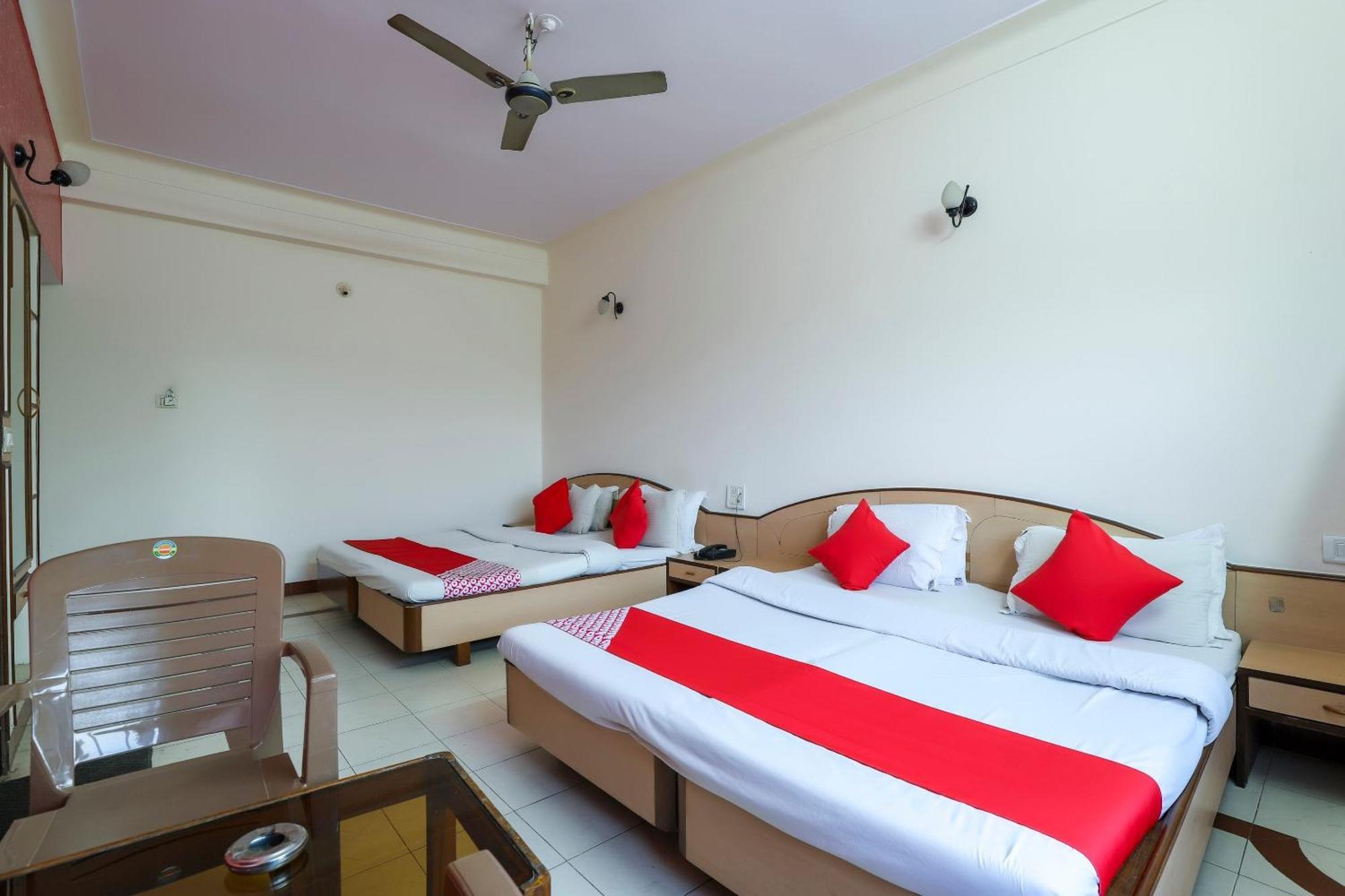 Palette Bhimpore Daman Marwad Exterior photo